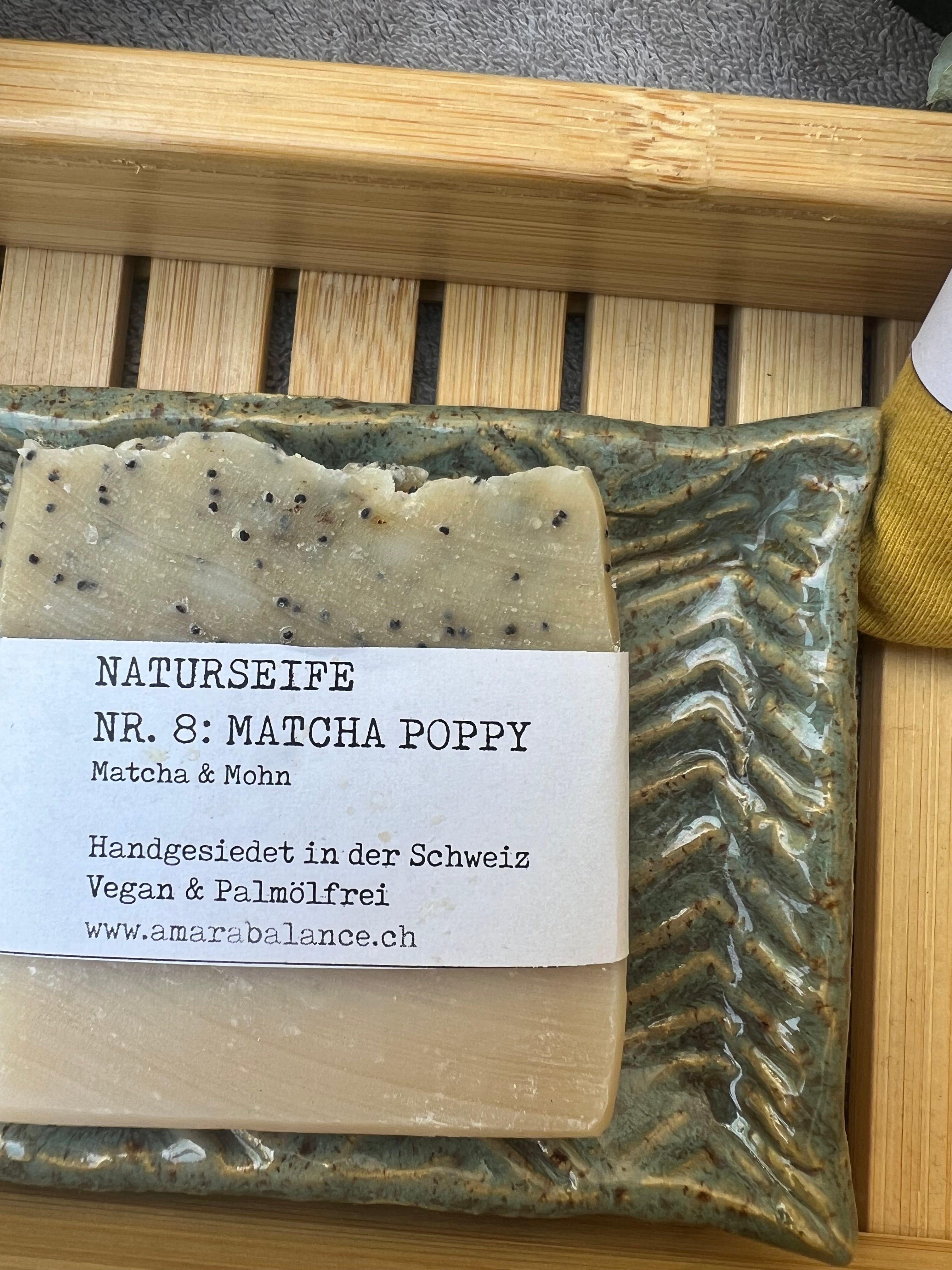 Nr. 8: Matcha Poppy